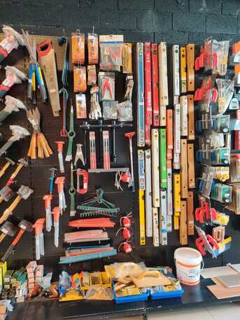 Jeddah, Tools, Scres,Bolts, And Hardware Tools For Sale In Cheaper Prices