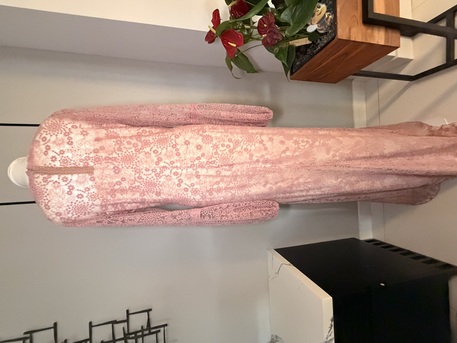 Riyadh, Clothing & Accessories, SAR 1000,  Authentic Tadashi Shoji Gown &ndash; UK 18 &ndash; Like New