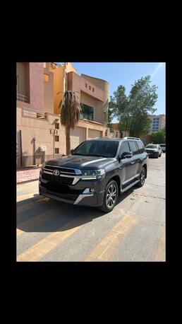 Olaya, Vehicles, Cars & Trucks , SAR 165000,  Toyota Land Cruiser,  2020,  Automatic,  145000 KM,   Diesel