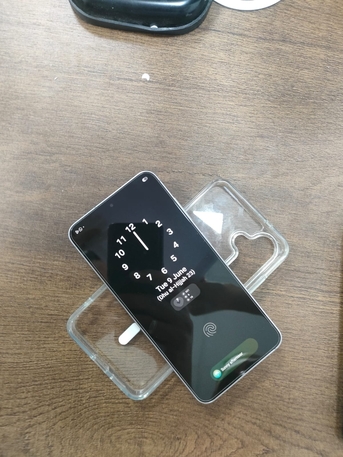 Yanbu, Electronics, SAR 2000,  Samsung Galaxy S25 Silver 256GB 12 GB Ram From Jarir In Mint Condition