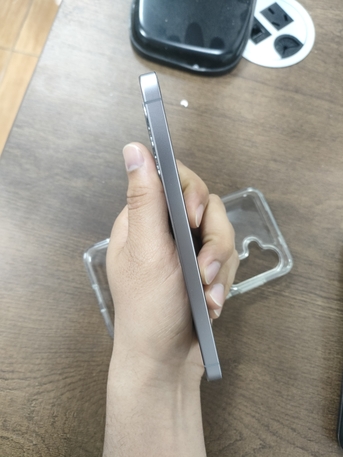 Yanbu, Electronics, SAR 2000,  Samsung Galaxy S25 Silver 256GB 12 GB Ram From Jarir In Mint Condition