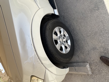Dammam, Vehicles, Cars & Trucks , SAR 36000,  Mitsubishi Pajero,  2016,  Automatic,  261000 KM,  White Pajero Standard