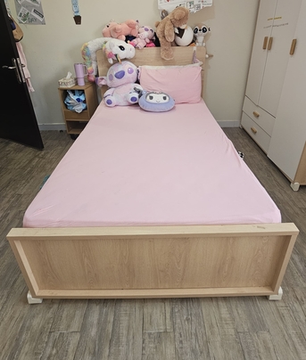 Khobar, Furniture, SAR 1300,  Double And Single Bed For Sale - 2years Old