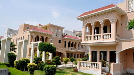 Noida, Apartments, Flats, Houses & Villas, Amrapali Princely Estate - Ready To Move In Premium Apartments