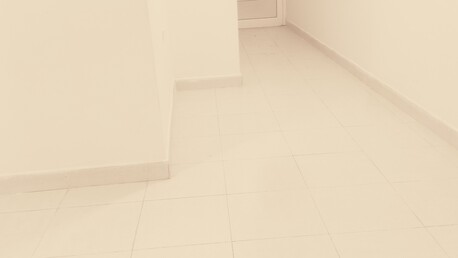 Manama, Apartments, Flats, Houses & Villas, BHD 150/month,  1 BR,  Semi Furnished 1 Bedroom Flat For Rent In Manama ( Including Ewa)