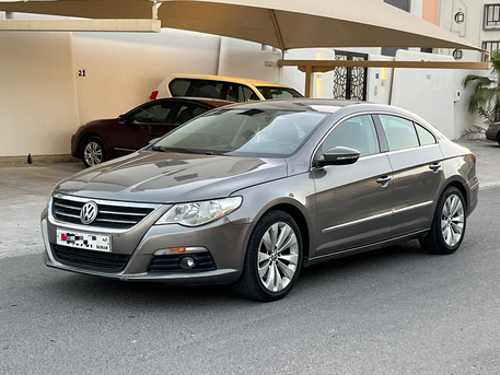 East Riffa, Vehicles, Cars & Trucks , BHD 1600,  Volkswagen Passat,  2012,  Automatic,  150000 KM,  *