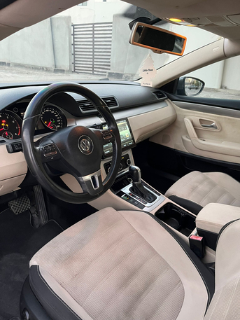 East Riffa, Vehicles, Cars & Trucks , BHD 1600,  Volkswagen Passat,  2012,  Automatic,  150000 KM,  *