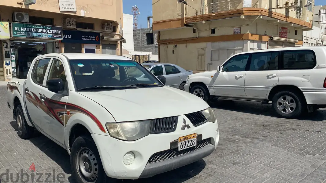 Manama, Vehicles, Cars & Trucks , BHD 2300,  2009,  Manual,  200000 KM,  Mitsubishi Pick For Sale