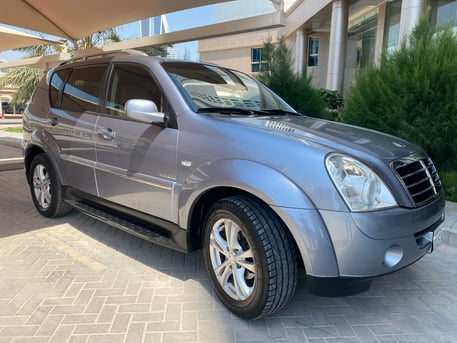 Manama, Vehicles, Cars & Trucks , BHD 1550,  Ssangyong Rexton,  2012,  Automatic,  136 KM,  SUV For Sale