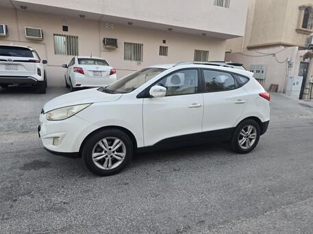 Dammam, Vehicles, Cars & Trucks , SAR 29500,  Hyundai Tucson,  2012,  Automatic,  198 KM,   -0544808936