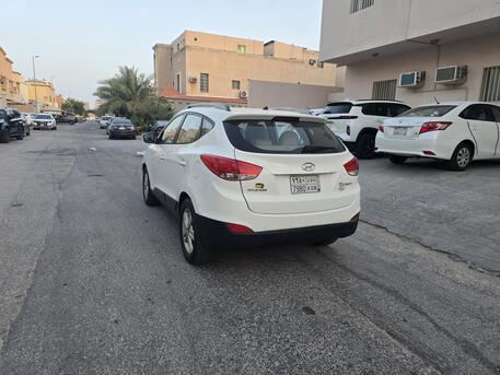 Dammam, Vehicles, Cars & Trucks , SAR 29500,  Hyundai Tucson,  2012,  Automatic,  198 KM,   -0544808936