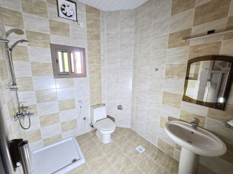 Sanabis, Offices, BHD 450,  220 Sq. Meter,  Large Commercial Space For Rent In Sanabis
