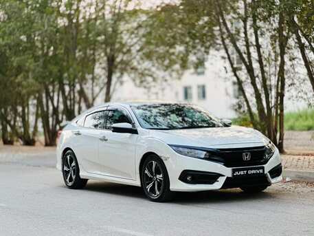Manama, Vehicles, Cars & Trucks , BHD 3950,  Honda Civic,  2017,  Automatic,  150000 KM,    FULL OPTION MODEL WITH SUNROOF AND LEATHER SEATS CALL 33665080, 33264602