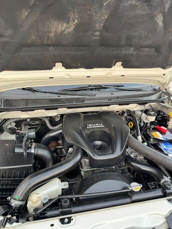 Khobar, Vehicles, Cars & Trucks , SAR 59000,  Isuzu D-MAX,  2023,  Manual,  146000 KM,
