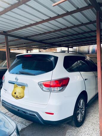 Jeddah, Vehicles, Cars & Trucks , SAR 34000,  Nissan Pathfinder,  2013,  Automatic,  183340 KM,   Pearl White 2WD