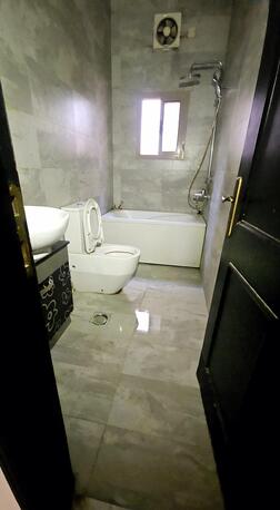 Zinj, Apartments, Flats, Houses & Villas, BHD 230/month,  2 BR,  2 Bedroom Unfurnished Flat For Rent Without Ewa
