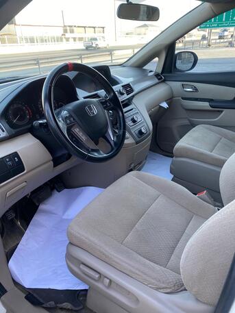 Manama, Vehicles, Cars & Trucks , BHD 3200,  Honda Odyssey,  2016,  Automatic,  155900 KM,    (White)