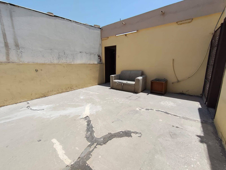 Gudaibiya, Apartments, Flats, Houses & Villas, BHD 140/month,  1 BR,  Gudaibiya:- Opposite Side Police Station.  Rooftop Unfurnished Studio Flat On Rent.Bd 140