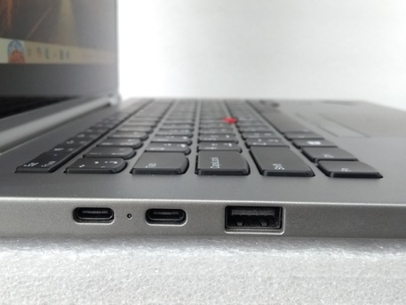 East Riffa, Computers, BHD 137,  LENOVO THINKPAD X1 YOGA &ndash; PREMIUM 2-IN-1 BUSINESS LAPTOP