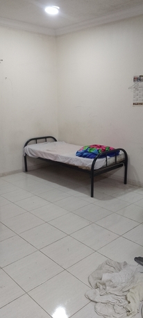 Dammam, Bedspace For Rent, SAR 300/month,  Bedspace Available 300sar Free Water & Electricity.