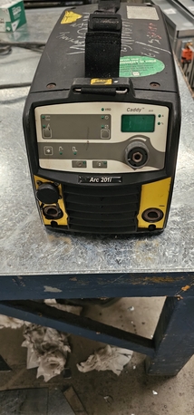 Al Thuqbah, Electronics, SAR 4000,  Esab Tig & Arc Welding Machine