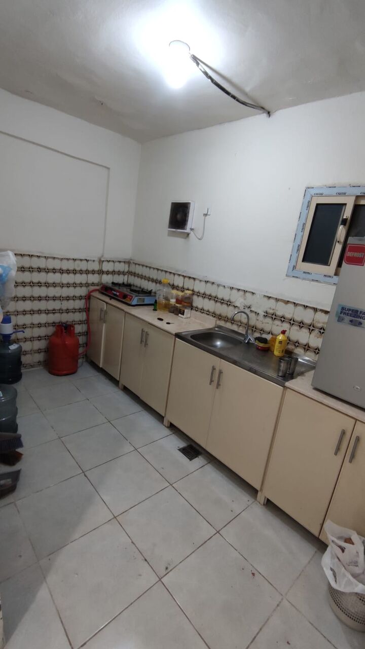 Al Wizarat, Rooms for Rent, SAR 1100/month,  Furnished,  Room Available For Rent