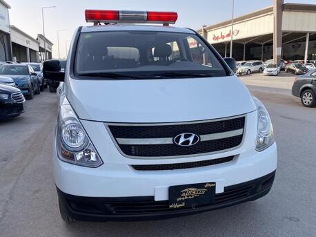 Thuwal, Vehicles, Cars & Trucks , SAR 50000,  Hyundai H1,  2010,  Automatic,  18 KM,  Ambulance For Sale