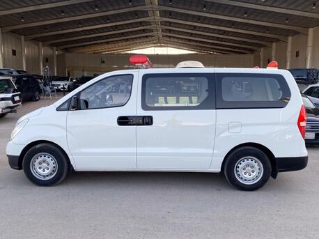 Thuwal, Vehicles, Cars & Trucks , SAR 50000,  Hyundai H1,  2010,  Automatic,  18 KM,  Ambulance For Sale