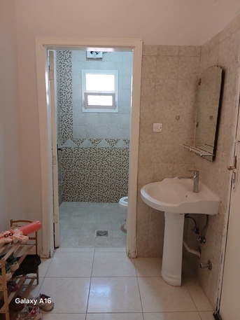 Al Yarmouk, Rooms for Rent, SAR 2000/month,  Furnished,  Spacious Room With Separate Entrance & Roof Access &ndash; Al Yarmouk