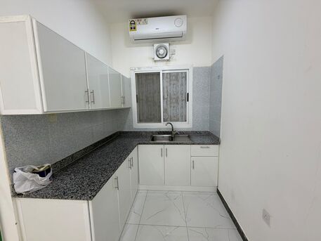 Tubli, Apartments, Flats, Houses & Villas, BHD 230/year,  1 BR,  Gorgeous Semi  Furnished 1 Bhk 200 At Tubli Near Near Romansiah (we One Mart)