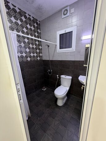 Tubli, Apartments, Flats, Houses & Villas, BHD 230/year,  1 BR,  Gorgeous Semi  Furnished 1 Bhk 200 At Tubli Near Near Romansiah (we One Mart)