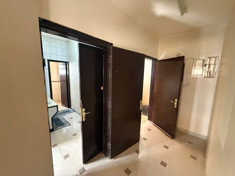 Riyadh, Apartments, Flats, Houses & Villas, SAR 25000/year,  4 BR,  First Floor Apartment For Rent In Riyadh, Al-Azdehar District