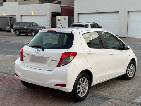Manama, Vehicles, Cars & Trucks , BHD 1950,  Toyota Yaris,  2012,  Automatic,  140000 KM,   HATCHBACK  Model