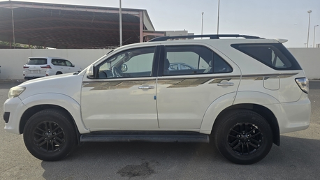 Jeddah, Vehicles, Cars & Trucks , SAR 42000,  Toyota Fortuner,  2014,  Automatic,  220000 KM,