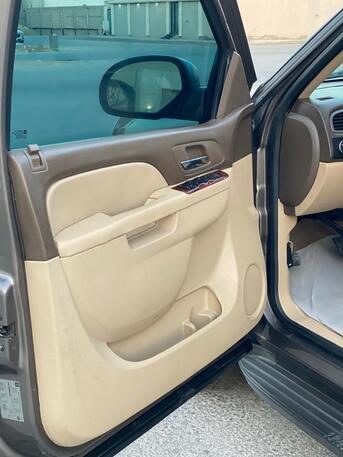 Dammam, Vehicles, Cars & Trucks , SAR 35,  2013,  2013,  Automatic,  480000 KM,  For Sale:  Yukon, Very Clean