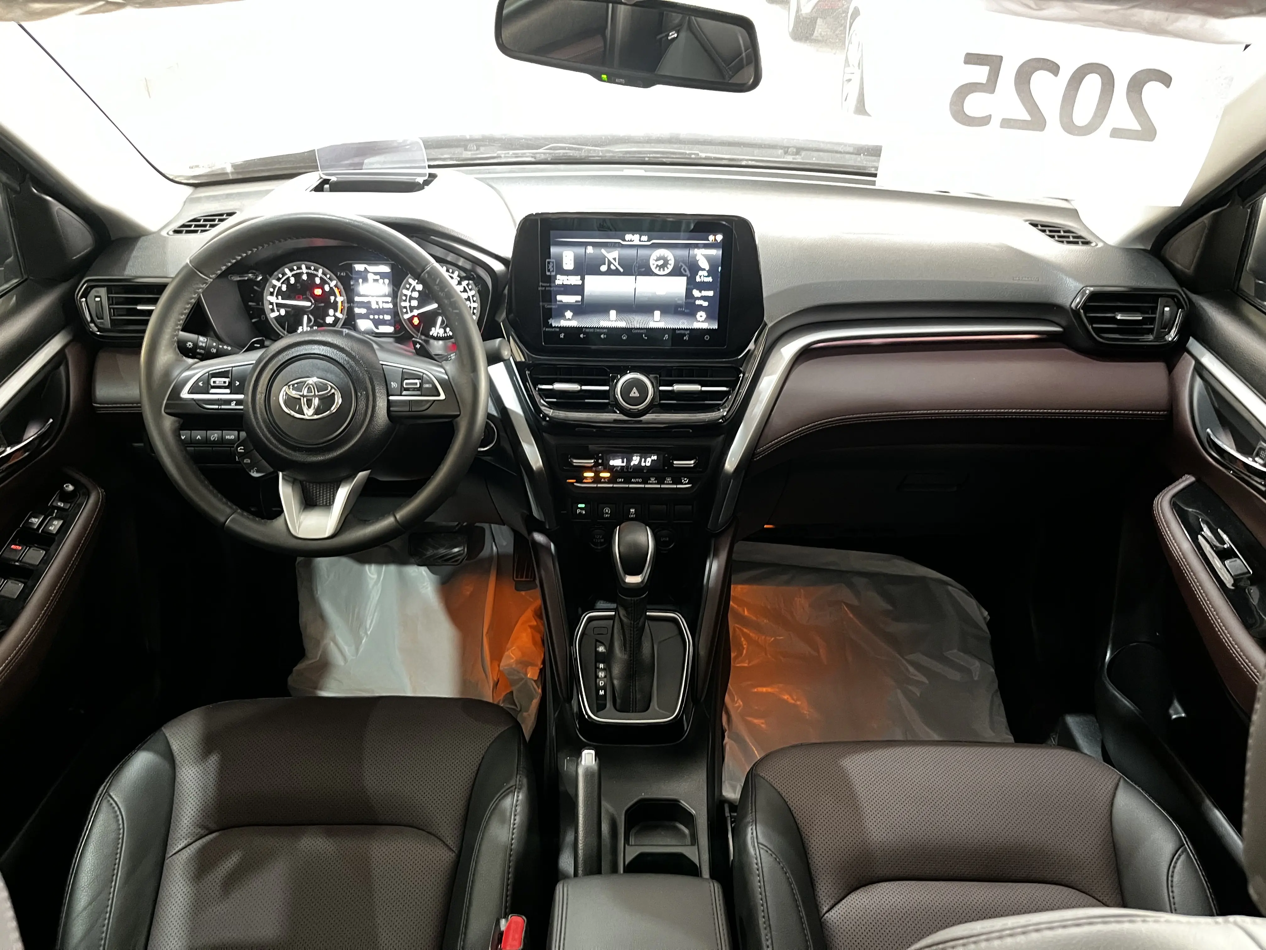 Riyadh, Vehicles, Cars & Trucks , SAR 75806,  Toyota Urban Cruiser GLX,  2025,  Automatic,  70527 KM,  /Tamara Instalment Plans Are Available For Saudis And Residents.