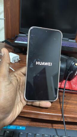 Jubail, Mobile Phones, SAR 1750,  New Mobile , One Day Used, Huwaei Pura 80