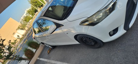Hidd, Vehicles, Cars & Trucks , BHD 2500,  Toyota Yaris,  2014,  Automatic,  200000 KM,   Car For Sale