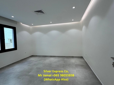 Abu Fatira, Apartments, Flats, Houses & Villas, KWD 850/month,  5 BR,  300 Sq. Meter,  Spacious 5 Bedrooms Villa Floor With Balcony In Abu Fatira.