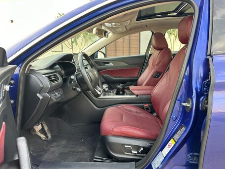 Riyadh, Vehicles, Cars & Trucks , SAR 45000,  Hongqi H5,  2022,  Automatic,  105000 KM,    Fully Loaded With Panorama Sunroof For Sales