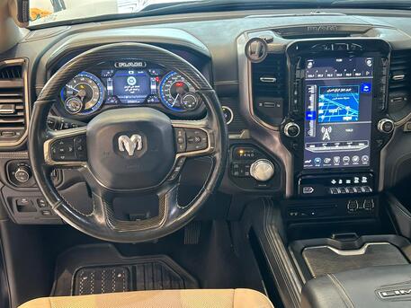 East Riffa, Vehicles, Cars & Trucks , BHD 12700,  Dodge Ram 1500,  2019,  Automatic,  97000 KM,  DODGE RAM LIMITED 4X4 MODEL  FOR SALE