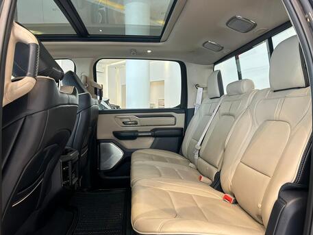East Riffa, Vehicles, Cars & Trucks , BHD 12700,  Dodge Ram 1500,  2019,  Automatic,  97000 KM,  DODGE RAM LIMITED 4X4 MODEL  FOR SALE
