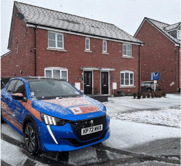 London, Training, Looking For A Top Rated Driving School Warwick?