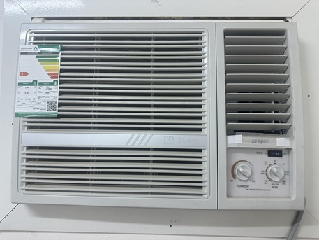 Riyadh, Air Conditioners, SAR 950,  Slightly Used Window ZTRUST AC Hot And Cold For Sale