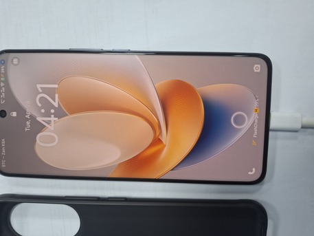 Dammam, Mobile Phones, SAR 1500,  Vivo V60 5g 128 Gb 8+8 Ram Sony Camera