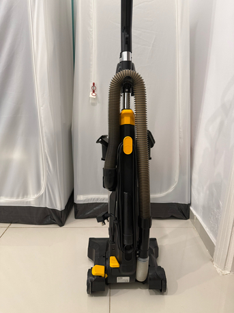 Jeddah, Machinery, SAR 250,  Eureka PowerSpeed Bagless Upright Vacuum Cleaner With Pet Pal Turbo Attachment
