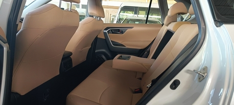 Dammam, Vehicles, Cars & Trucks , SAR 84500,  Toyota RAV4,  2023,  Automatic,  87000 KM,