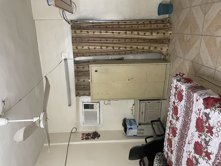 Al Wizarat, Rooms for Rent, SAR 1000/month,  Furnished,  Room Available For Executive Individuals 1000