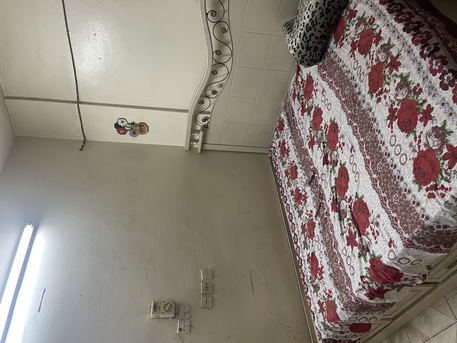 Al Wizarat, Rooms for Rent, SAR 1000/month,  Furnished,  Room Available For Executive Individuals 1000