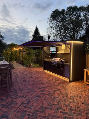 Berlin, Household Items, EUR 3500,  Standard And Mini BBQ Pods Available And Free Installation